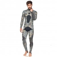 Two Piece Camo Hooded Wetsuit 